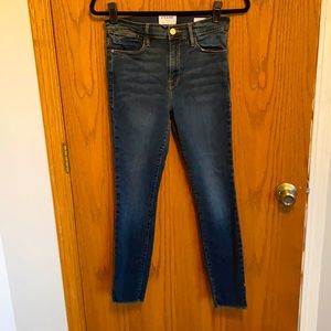 FRAME dark wash “Le High Skinny” Jeans
